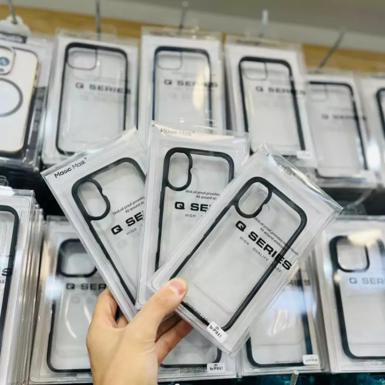 قاب شفاف دور مشکی Magic Mask Qseries مناسب اپل iPhone 14 Pro Max – همراه اکسسوری