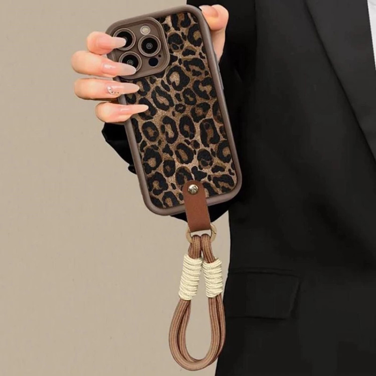 قاب پلنگی چرمی لوکس بنددار ( Leopard Case ) ایفون iPhone